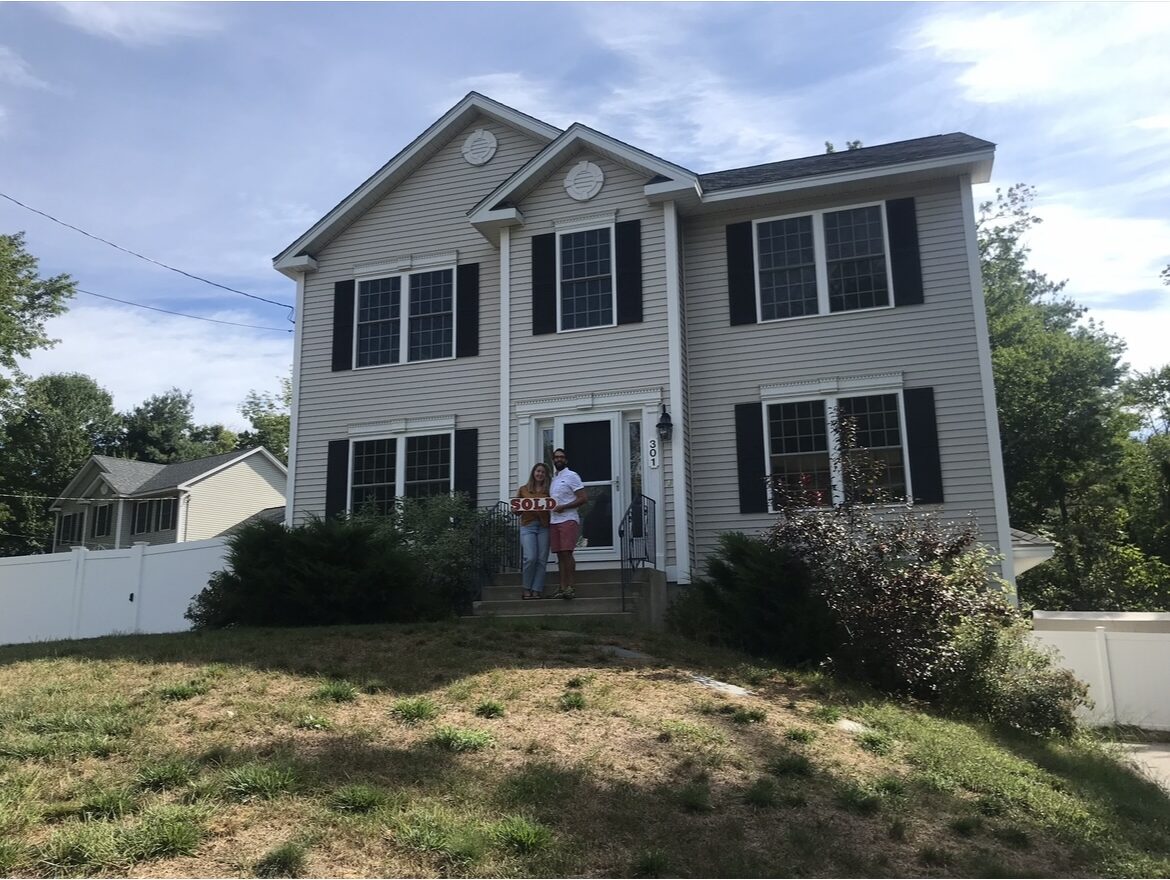 Before photo of a lawn before using organic lawn care in New Hampshire